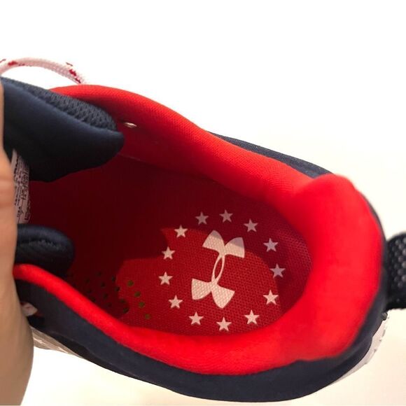 Under Armour Women’s UA Glyde USA‎ MT Softball Cleats Red White Blue 7, New - Picture 9 of 12